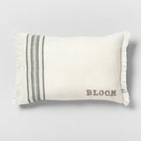 Bantal Lempar Bloom