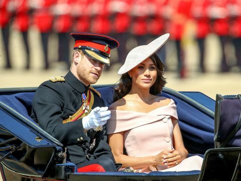 trooping warna harry meghan