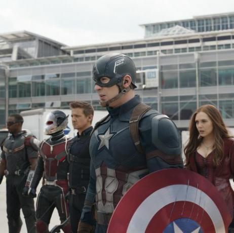 cara menonton semua film marvel secara berurutan - Captain America: Civil War