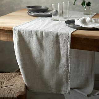 Pelari Linen Pedesaan