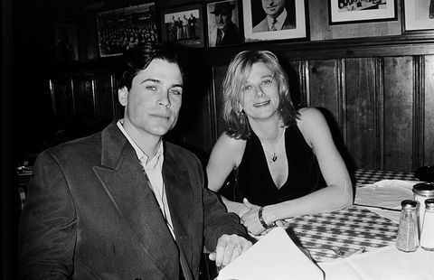 amerika serikat 01 januari rob lowe and wife sheryl berkoff photo by the life picture collection via getty images