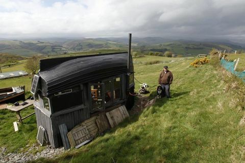 Airbnb Boatel menyuguhkan pemandangan Snowdonia