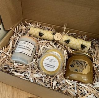 Set hadiah lilin lebah