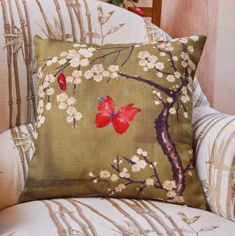 Bantal Blossom Digi dengan isian