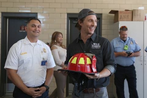 Wild Turkey Memberikan Kembali 2018 Bersama Matthew McConaughey