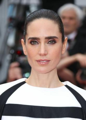 jennifer connelly sekuel pistol atas