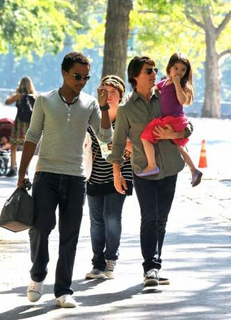 Connor Cruise isabella Cruise untuk Cruise Suri Cruise