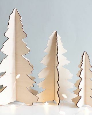 Set Tiga Alternatif Pohon Natal Kayu