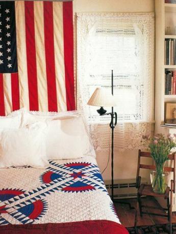 Kamar Americana Antik