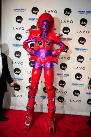 heidi klum menghadiri aol mempersembahkan pesta halloween tahunan heidi klums di lavo pada tanggal 31 Oktober 2010 di foto new york city secara kebetulan yehpatrick mcmullan via getty images