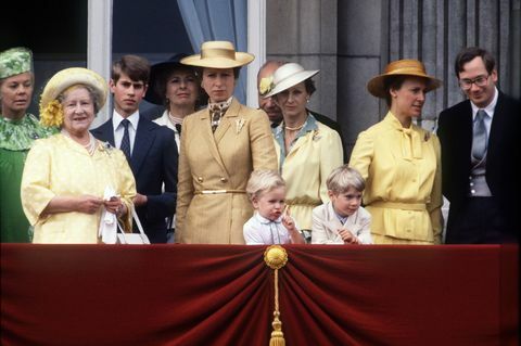 Putri Anne di balkon Istana Buckingham, 1980