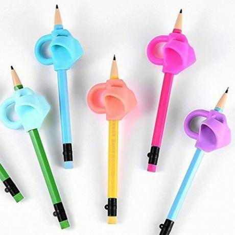 Pegangan Alat Bantu Menulis ini Mengajari Anak Anda Cara Memegang Pensil dengan Benar