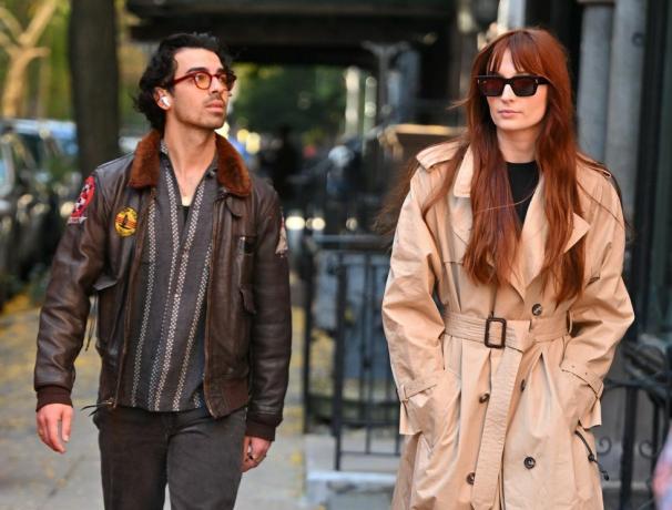 sophie turner dan joe jonas di kota new york pada 3 november 2022