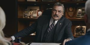 tom selleck sebagai frank reagan tentang darah biru