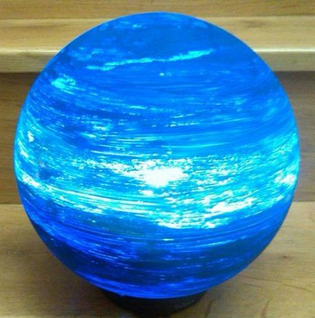 Lampu planet Neptunus Pulsar Moonlight